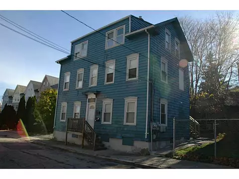 120 Pleasant St, Woonsocket, RI 02895 photo 17