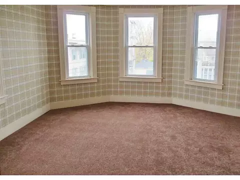 420 Elm St, Woonsocket, RI 02895 photo 2