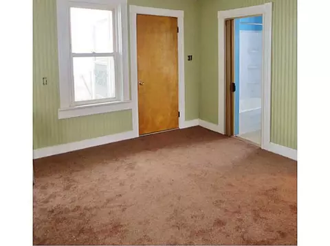 420 Elm St, Woonsocket, RI 02895 photo 4