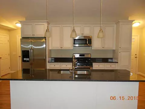 139 Danielle Dr, Woonsocket, RI 02895 photo 3
