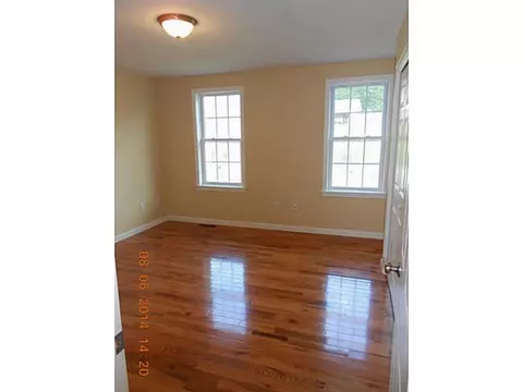 139 Danielle Dr, Woonsocket, RI 02895 photo 9