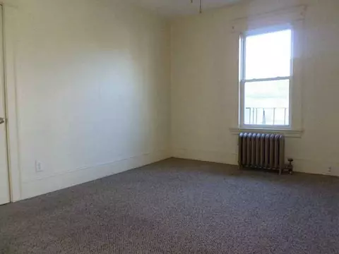 122 Alice Ave, Woonsocket, RI 02895 photo 11