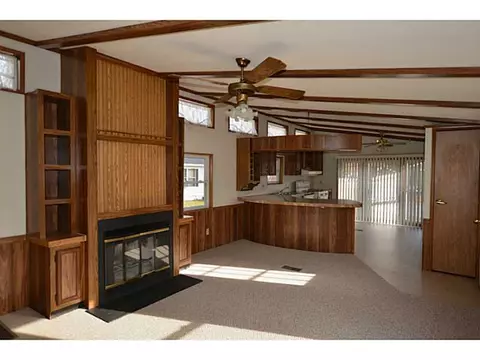 32 Lear Dr, Coventry, RI 02816 photo 2