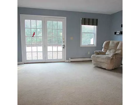 533 Douglas Hook Rd, Glocester, RI 02814 photo 6