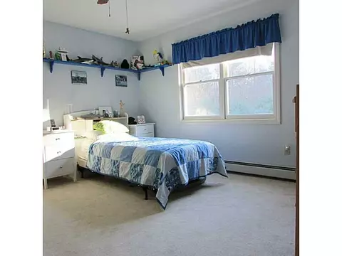 533 Douglas Hook Rd, Glocester, RI 02814 photo 11
