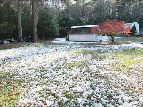 533 Douglas Hook Rd, Glocester, RI 02814 photo 16