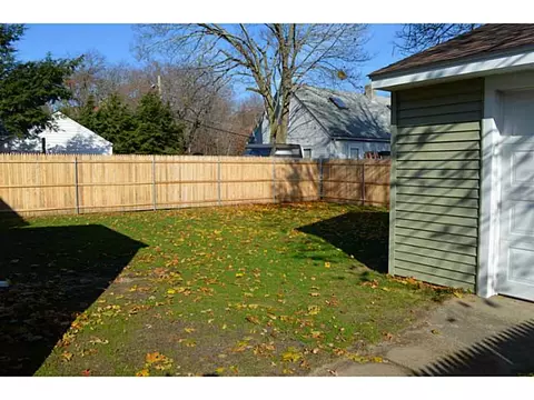 6 Barber Ave, Warwick, RI 02886 photo 17