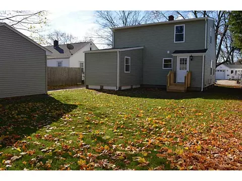 6 Barber Ave, Warwick, RI 02886 photo 18