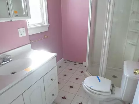 206 Farm St, Woonsocket, RI 02895 photo 5