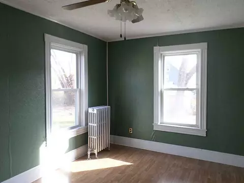 206 Farm St, Woonsocket, RI 02895 photo 7