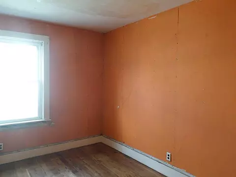 206 Farm St, Woonsocket, RI 02895 photo 10
