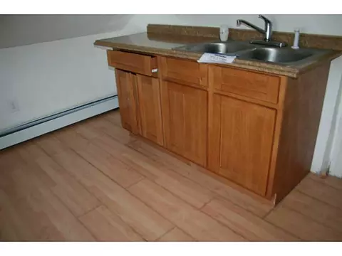 23 Chestnut St, Woonsocket, RI 02895 photo 11