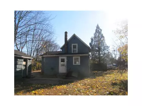 83 Harvard Ave, Warwick, RI 02889 photo 2