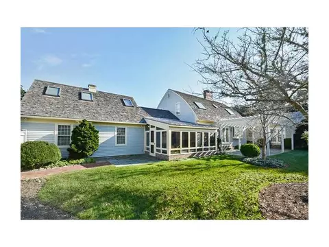 1 Meadow Ave, Westerly, RI 02891 photo 5