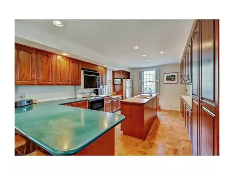 1 Meadow Ave, Westerly, RI 02891 photo 8