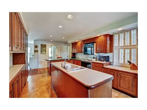 1 Meadow Ave, Westerly, RI 02891 photo 7