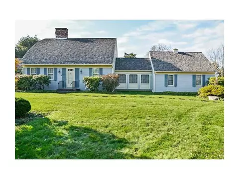 1 Meadow Ave, Westerly, RI 02891 photo 3