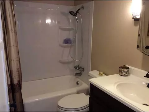 134 Hamilton Ave, Warwick, RI 02886 photo 16