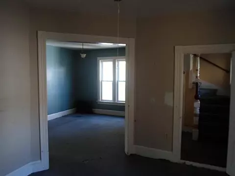 302 Blackstone St, Woonsocket, RI 02895 photo 4
