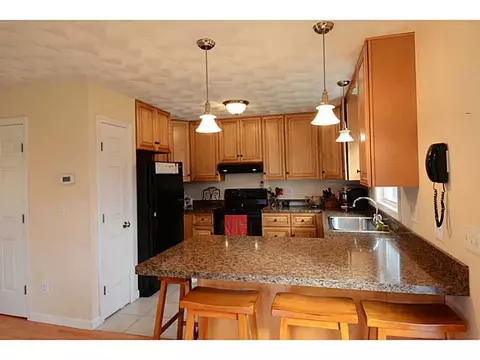 75 Tower St, Westerly, RI 02891 photo 3