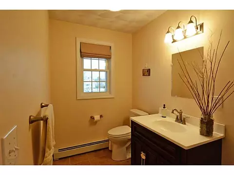 75 Tower St, Westerly, RI 02891 photo 10