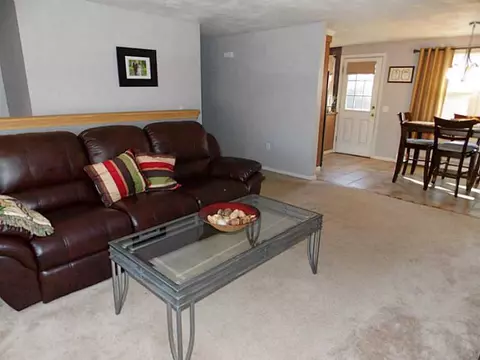 175 Providence Ave, Riverside, RI 02915 photo 5