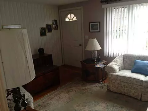 33 Waco Rd, Warwick, RI 02889 photo 2