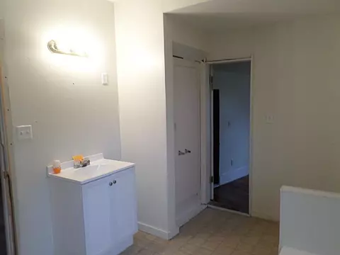 12 Miller Ln, Woonsocket, RI 02895 photo 9