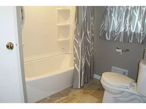 225 Asylum Rd, Warwick, RI 02886 photo 20