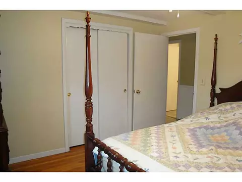 225 Asylum Rd, Warwick, RI 02886 photo 16