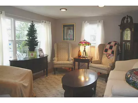 225 Asylum Rd, Warwick, RI 02886 photo 3