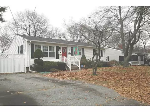 225 Asylum Rd, Warwick, RI 02886 photo 25