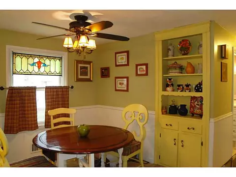 225 Asylum Rd, Warwick, RI 02886 photo 8