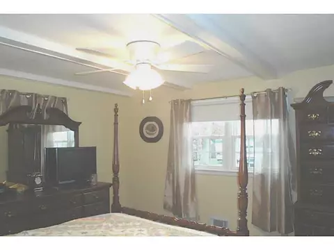 225 Asylum Rd, Warwick, RI 02886 photo 15