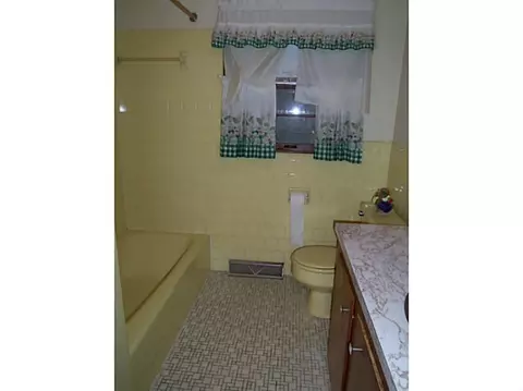 102 John St, Warwick, RI 02889 photo 6