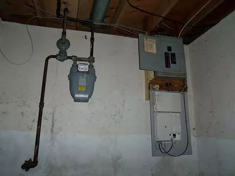 102 John St, Warwick, RI 02889 photo 8