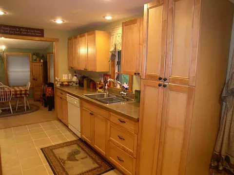 2 Hillside Ave, Coventry, RI 02816 photo 3