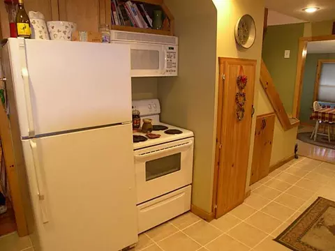 2 Hillside Ave, Coventry, RI 02816 photo 4