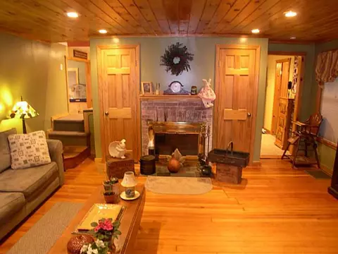 2 Hillside Ave, Coventry, RI 02816 photo 2