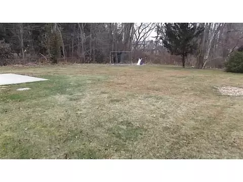 137 Highland Ave, Warwick, RI 02886 photo 17
