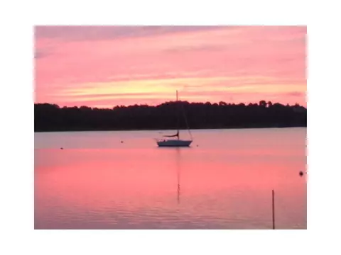 62 Everett Ave, Bristol, RI 02809 photo 5