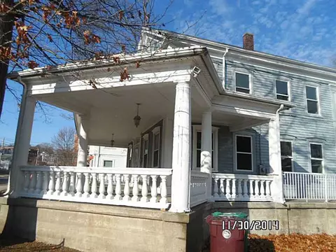 83 Earle St, Woonsocket, RI 02895 photo 17