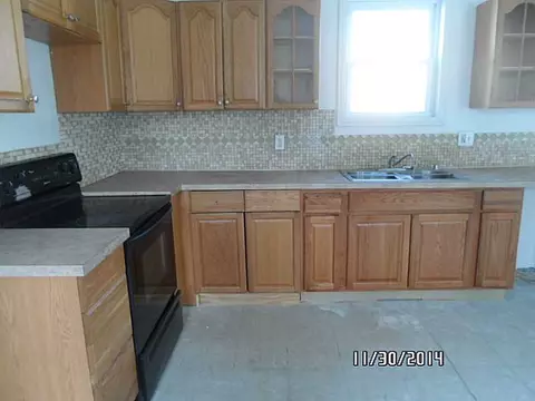 83 Earle St, Woonsocket, RI 02895 photo 20