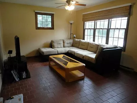 145 Hawthorn Cir, Woonsocket, RI 02895 photo 7