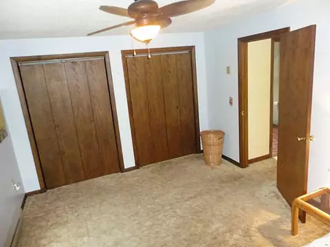 145 Hawthorn Cir, Woonsocket, RI 02895 photo 10