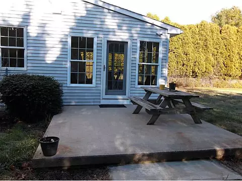 73 Benson Ave, Westerly, RI 02891 photo 5