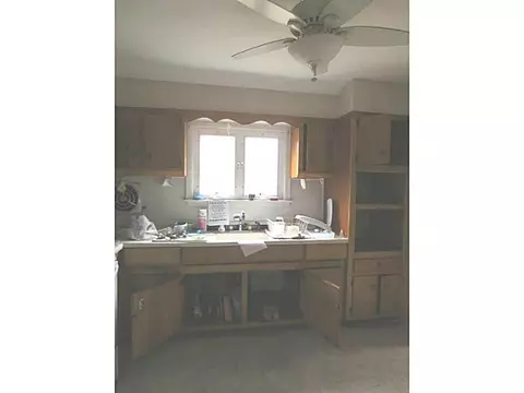 84 Aurora Dr, Warwick, RI 02889 photo 3