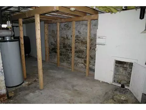 373 Knight St, Woonsocket, RI 02895 photo 14
