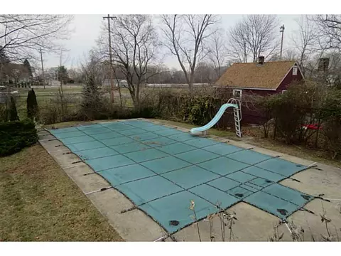 373 Knight St, Woonsocket, RI 02895 photo 8