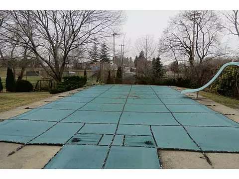 373 Knight St, Woonsocket, RI 02895 photo 13